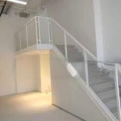 Woods Square (D25), Retail #455959061